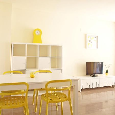 Ferienwohnung Apartup Yellow Opera View Valencia Exterior foto