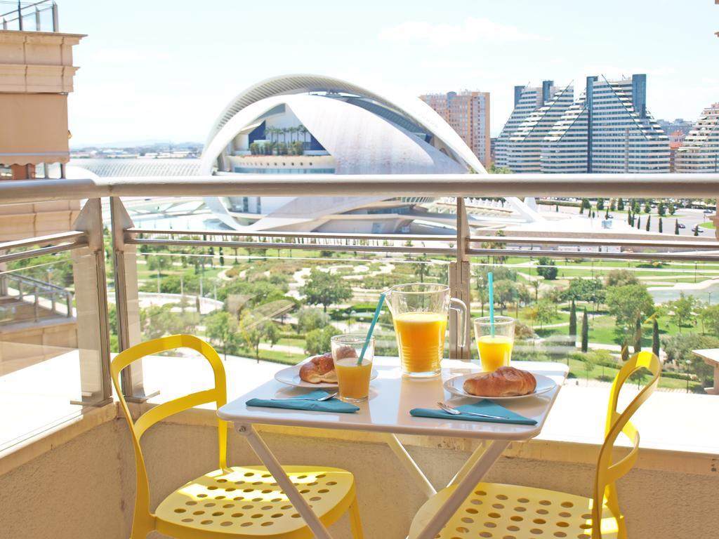 Ferienwohnung Apartup Yellow Opera View Valencia Zimmer foto
